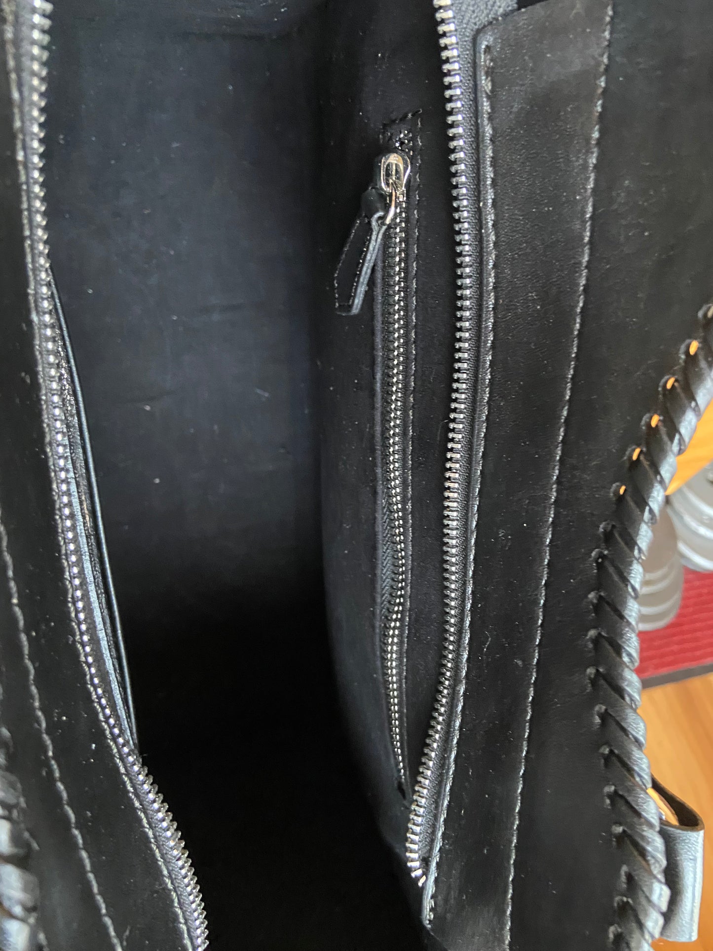 Cheyenne handmade tooled leather purse black inside 2