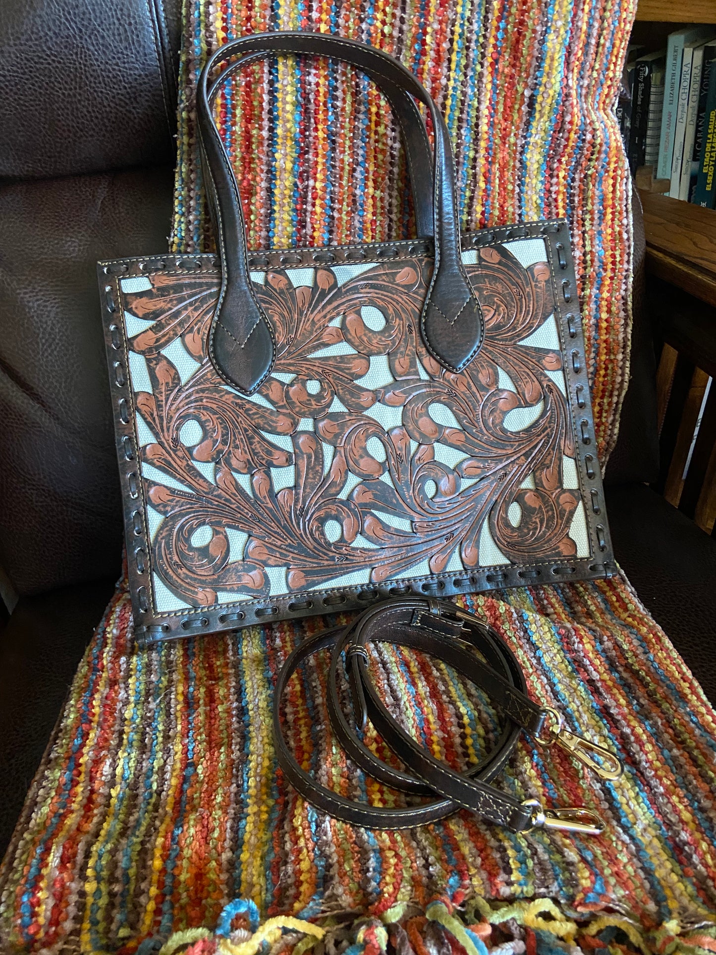 Navajo handmade tooled leather purse Brown Front