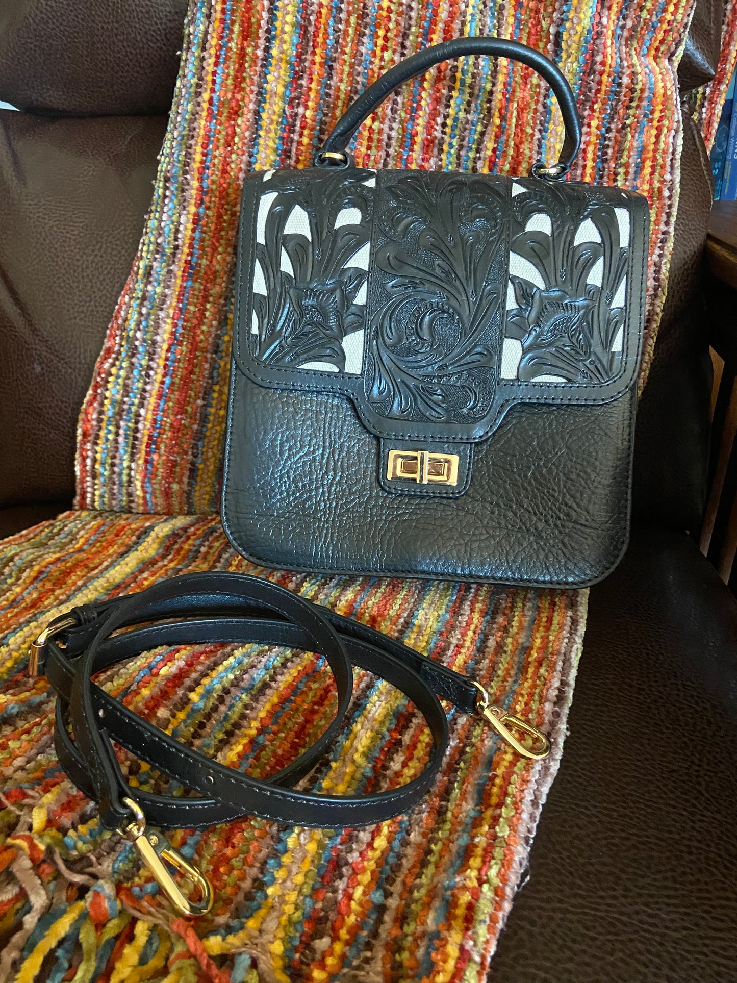 Tulum handmade tooled leather purse Black Front