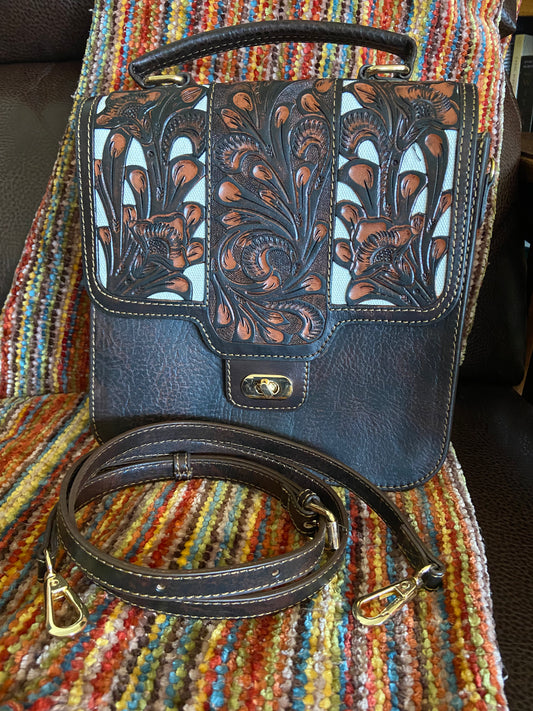 Tulum handmade tooled leather purse Brown Front