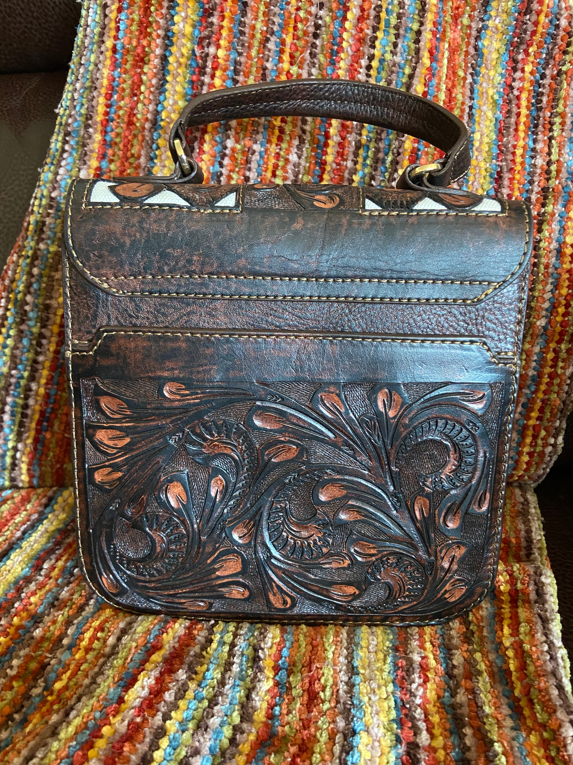 Tulum handmade tooled leather purse Small Brown Back