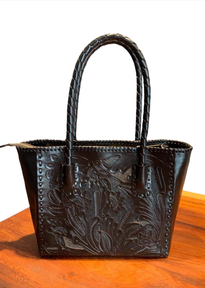 Estrella handmade tooled leather purse black Front
